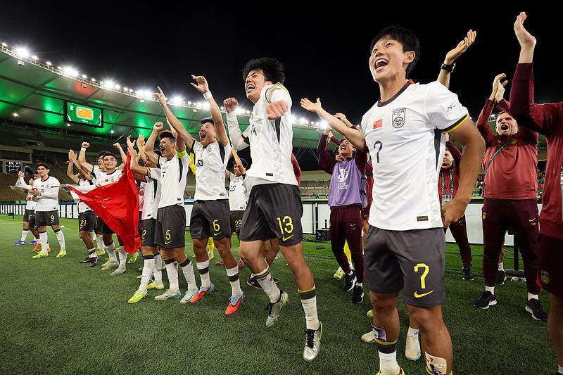 开云平台-重磅官宣！人民日报预热+足协聘任，国足主帅坦言与日本差距悬殊