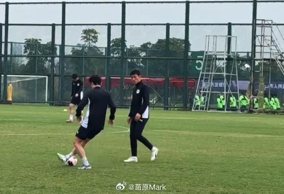 开云登录入口-苗原：不懂国安为何坚持外援中卫，带球迷回工体应该买中前场