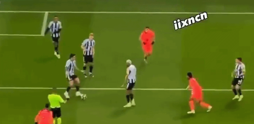 kaiyun官网-曼联证实托纳利是夏窗重要目标，愿出9000万高价！阿森纳率先放弃